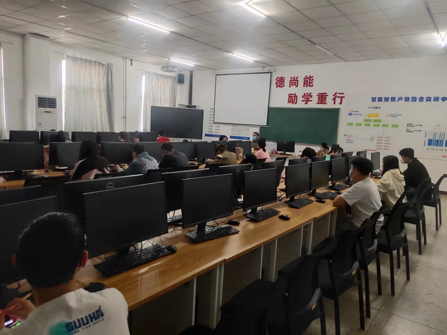 圖片1.png 圖片1.png